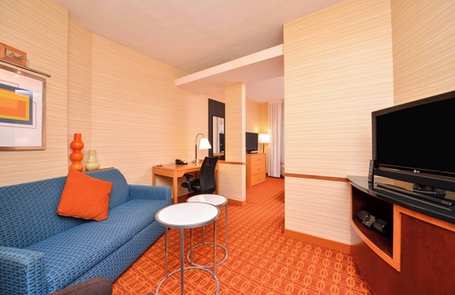 Nottingham Hotel | Fairfield Inn & Suites by Marriott White Marsh