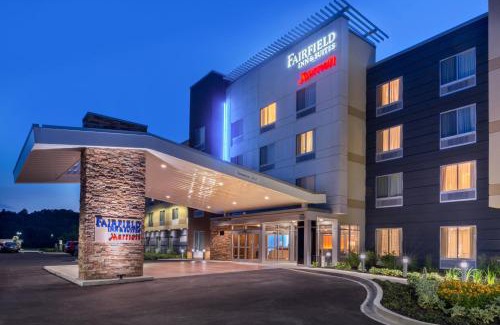 Huntington Hotel | Fairfield Inn & Suites by Marriott Huntington