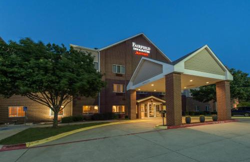 Lewisville Hotel | Fairfield Inn & Suites Dallas Lewisville