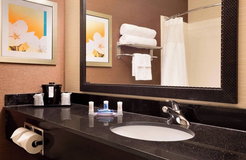 Plano Hotel | Fairfield Inn & Suites Dallas Plano