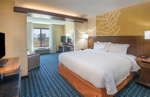Saint Marys Allen County Hotel | Fairfield Inn & Suites Fort Wayne Southwest