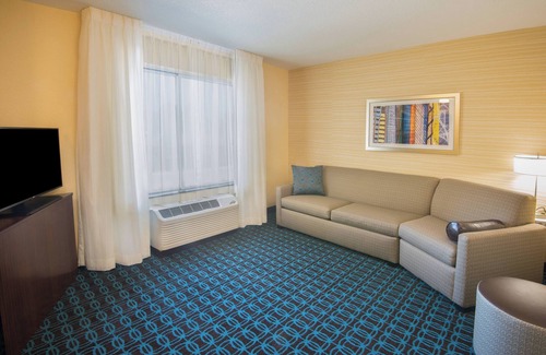 Saint Marys Allen County Hotel | Fairfield Inn & Suites Fort Wayne Southwest