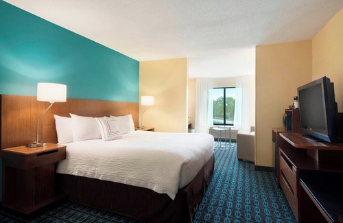 Manchester Hotel | Fairfield Inn & Suites Hartford Manchester