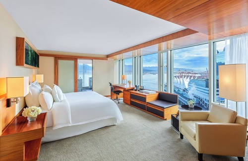 Coal Harbour Hotel | Fairmont Pacific Rim