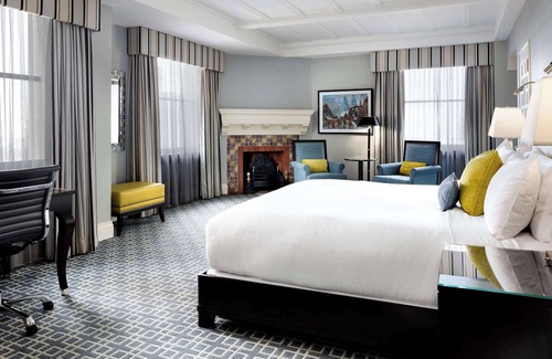 Financial District Hotel | Fairmont Royal York Gold Experience