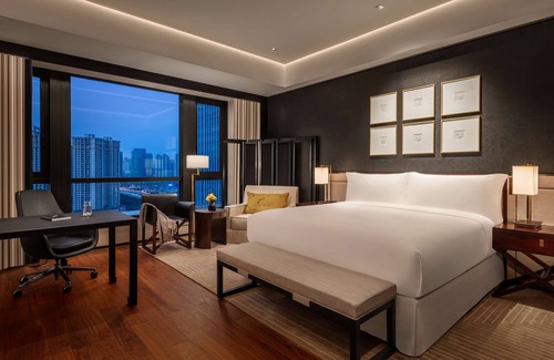 Jiang'an District Hotel | Fairmont Wuhan