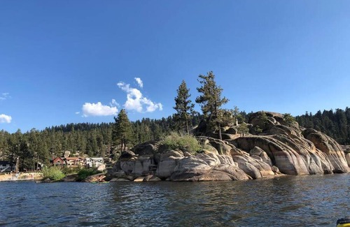 Big Bear City Villa | Fairway Big Bear Lodge/ airport convention center