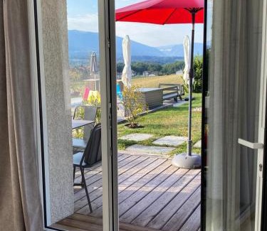 Poisy Bed & Breakfast | FalHappy House