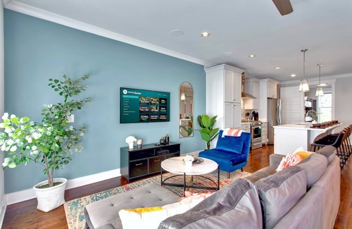 Eighth Avenue House | Fall game room, full kitchen, smart TVs near Gulch & 12 South