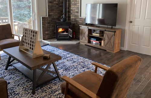 Mount Marion House | Fall Getaway: Woodstock Saugerties Home with Hot Tub and Firepit