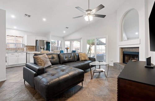 Paradise Valley Village House | Fall Specials - Heated Pool w/Waterfall and Hot Tub! 4 Luxury Bedrooms