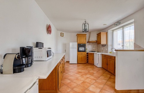 Saint-Gilles-Croix-de-Vie Ski Chalet | Family home for 6 in Saint Gilles Croix de Vie