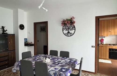 Castione della Presolana Apartment | Family apartment with a beautiful porch and garden