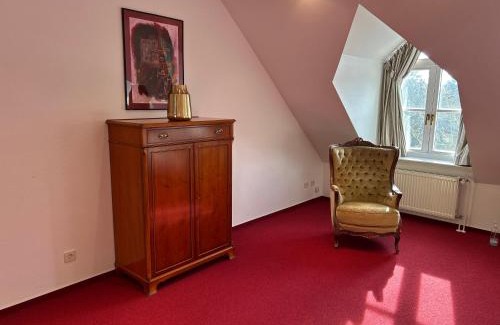 Neuhof/Marienrode/Hildesheimer Wald Apartment | Familiensuite in Villa