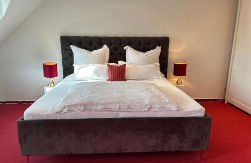 Neuhof/Marienrode/Hildesheimer Wald Apartment | Familiensuite in Villa