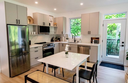 Bloomfield House | FAMILIES: Sandbanks Pass & Games Room
