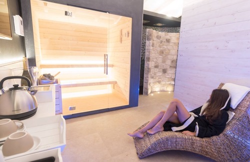 Rivotorto Apartment | Family apartment with pool and spa in Assisi