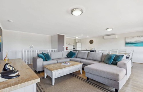 Middleton House | Family Beach house in Middeton, WiFi
