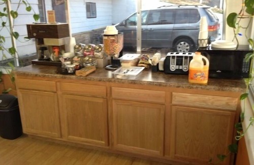 Harrison Hotel | Family Budget Inn