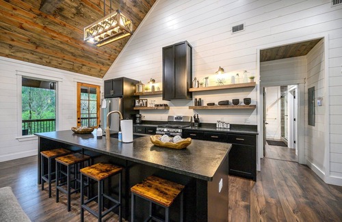 Broken Bow Cabin | Family Cabin | Creek | Hot Tub + Game Room