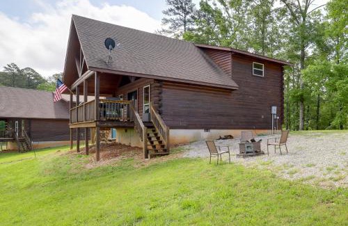 Van Buren House | Family Cabin with Deck By Mark Twain Natl Forest!