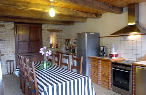 Chantraines Cottage | Family Cottage with Garden & Terrace, Near Forest Trails & Historical Sites, Sleeps 7+2