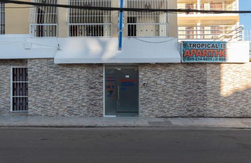 Corales del Sur House | Family Double Room in Corales del Sur close to the Airport