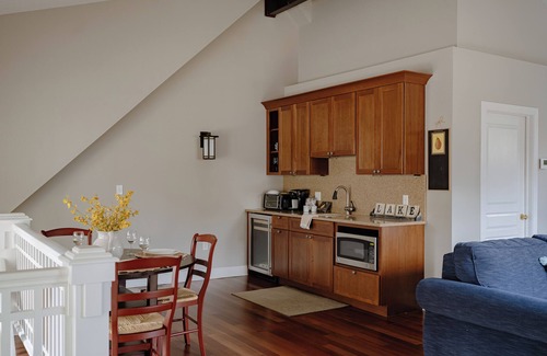 Grand Beach House | Family Estate/heated pool/hot tub/workout room/short walk to playground & beach