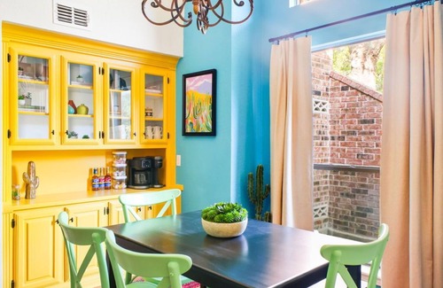 Vance Jackson House | Family Fiesta! Pool, Spa, Arcade, Mini Golf, Slide, Bowling + Games