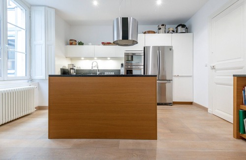 Decre-Cathedrale Apartment | Family flat in city center