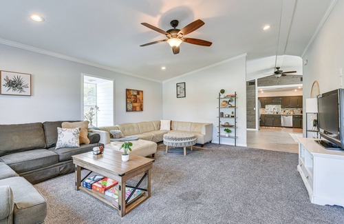 Wright House | Family-Friendly Duplex 6 Mi to Fort Walton Beach!