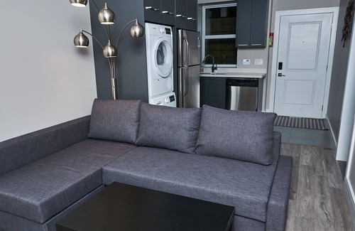 Burnaby Apartment | Family Friendly 2 Bed Rooms Basement Suite- The Chateau - ST No. 00177094