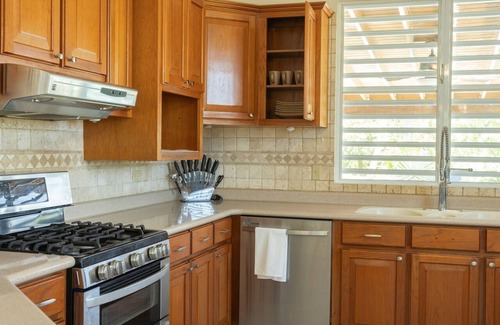 Pedernales Villa | Family friendly 3500ft² villa w/Private Pool, BBQ, 100mbp, near Boqueron & Buye