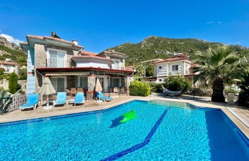 Fethiye Villa | Family-Friendly 4 BR Villa with Pool and Garden - Fethiye