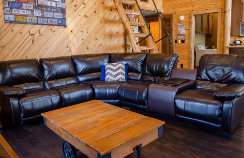 Seminary Cabin | Family friendly cabin with an exclusive view of a waterfall on the Okatoma River