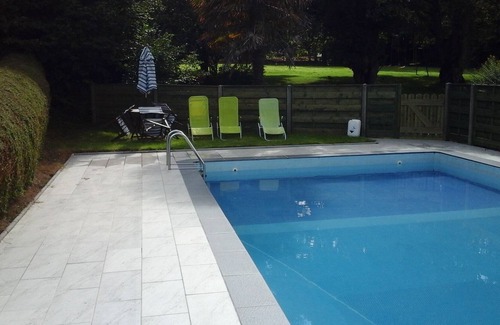Saint-Connec Cottage | Family friendly complex with 5 properties. Primrose gite.