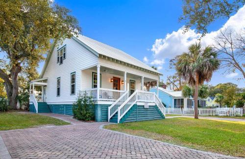 Tybee Island House | Family Friendly Cottage 9 Logan