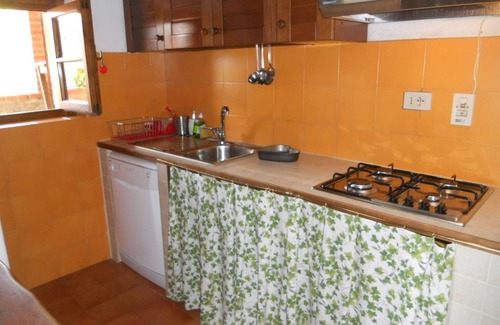 Castel Focognano House | Family-friendly Cottage in authentic stone style Swimmingpool Wine Relax Wif