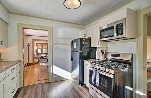 Des Moines House | Family-Friendly Des Moines Retreat w/Patio!