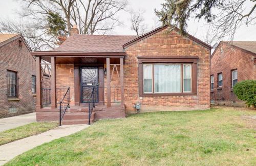 Detroit House | Family-Friendly Detroit Home 12 Mi to Downtown!