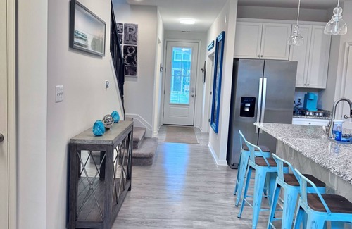 Millville House | Family-Friendly Escape 4BRr ,3.5 Bath – Pool, Playground, Beach Shuttle!