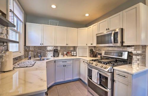 North Philadelphia House | Family-Friendly Getaway 11 Mi to Dtwn Philly
