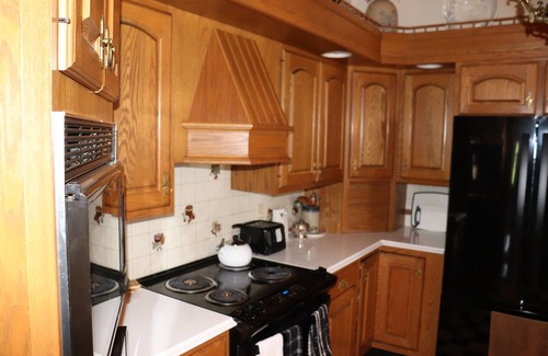 Oxford House | Family-friendly, historic Victorian within an hour's drive to many attractionsn