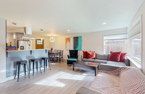 Columbia City House | Family-friendly home near Seward Park in Seattle with patio, gas grill and Wifi