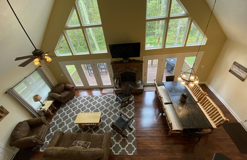 Stahlstown House | Family Friendly Mountain Getaway with Theater & Arcade in the Laurel Highlands