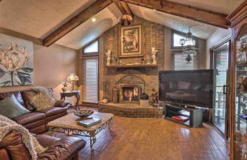South Central Omaha House | Family-Friendly Omaha Oasis about 10 Mi to Dtwn!