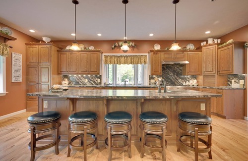 Calvin House | Family-Friendly Retreat w/Deck in Cassville!