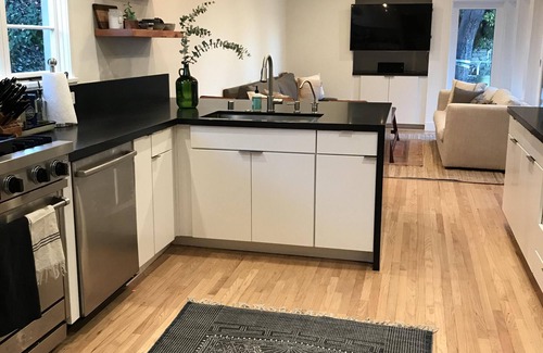 Altadena House | Family Friendly Sanctuary Near Mountains and Pasadena Attractions, Pool, Yard