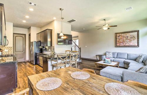 Spring House | Family-Friendly Spring Townhouse with Backyard!