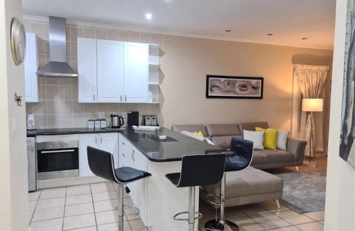 Greater Johannesburg Metropolitan Area House | Family friendly three bedroom Townhouse, in the heart of Midrand.